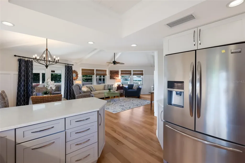 221 85th Street Holmes Beach FL 34217