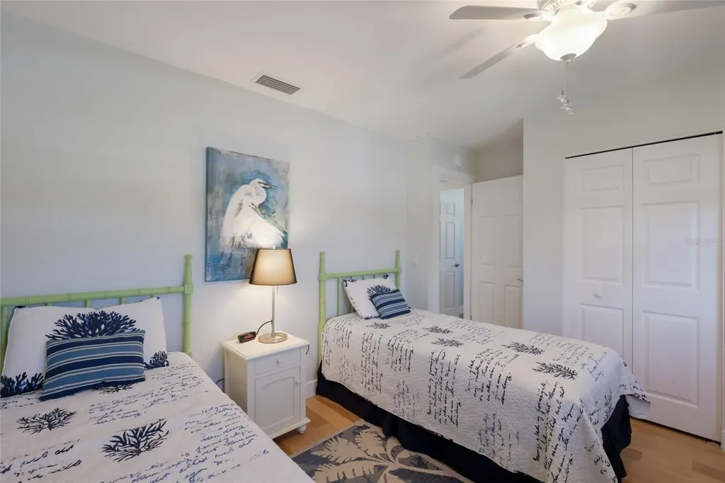 221 85th Street Holmes Beach FL 34217