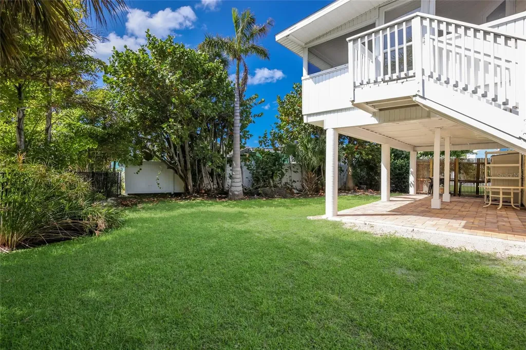 221 85th Street Holmes Beach FL 34217