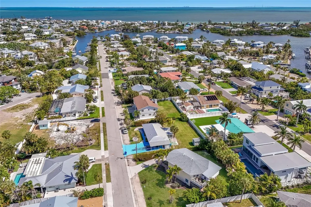 221 85th Street Holmes Beach FL 34217