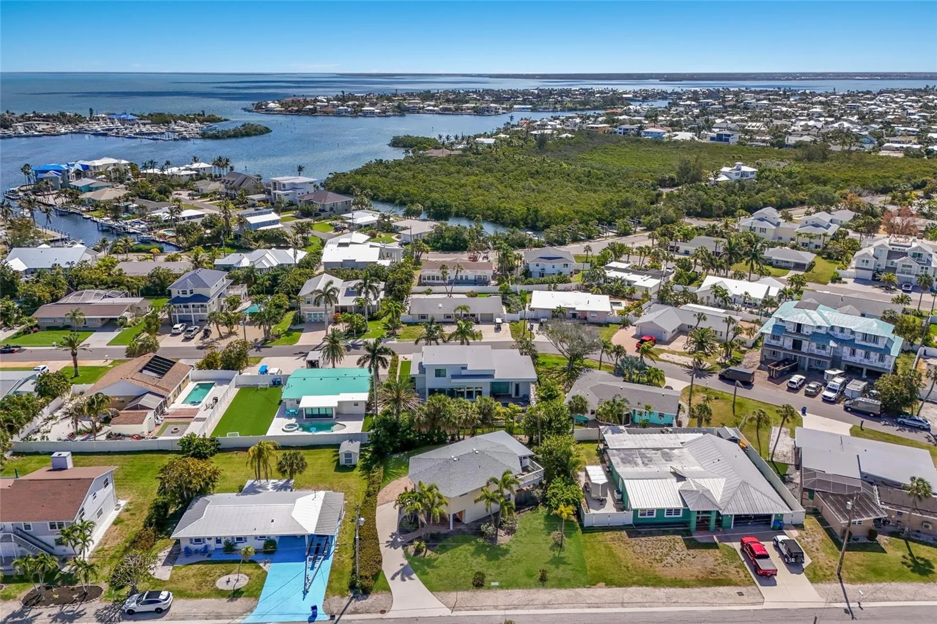 221 85th Street Holmes Beach FL 34217
