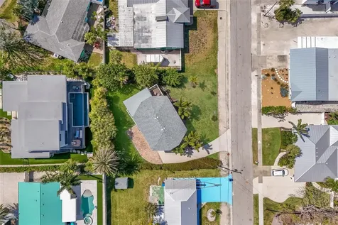 221 85th Street Holmes Beach FL 34217