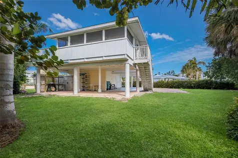 221 85th Street Holmes Beach FL 34217