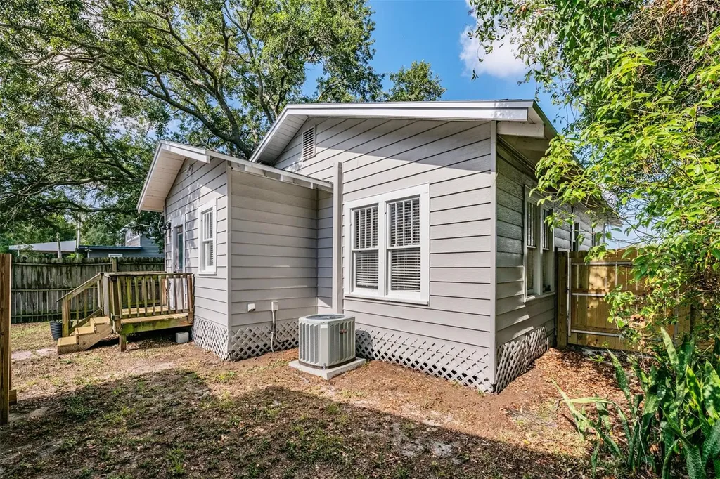 3101 N Woodrow Avenue Tampa FL 33603