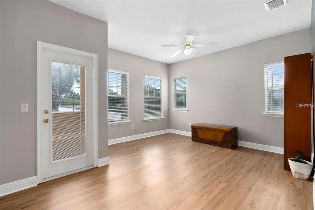 828 Ellwood Avenue Orlando FL 32804