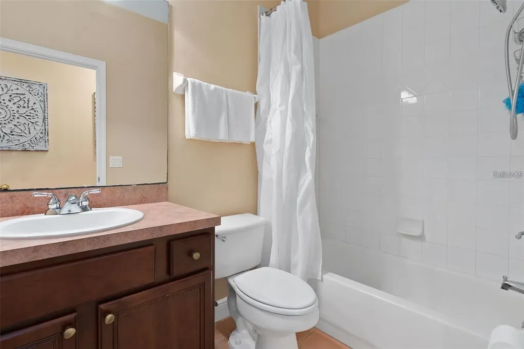 828 Ellwood Avenue Orlando FL 32804