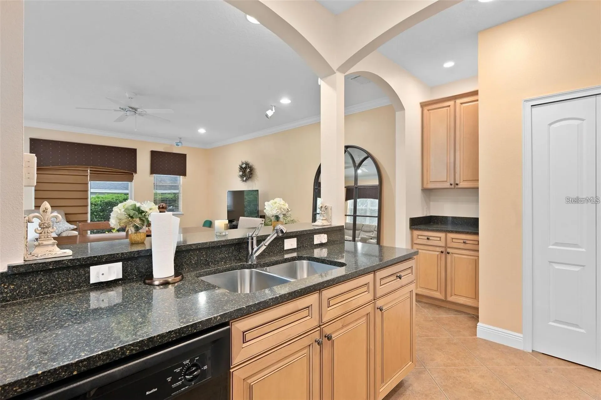 828 Ellwood Avenue Orlando FL 32804