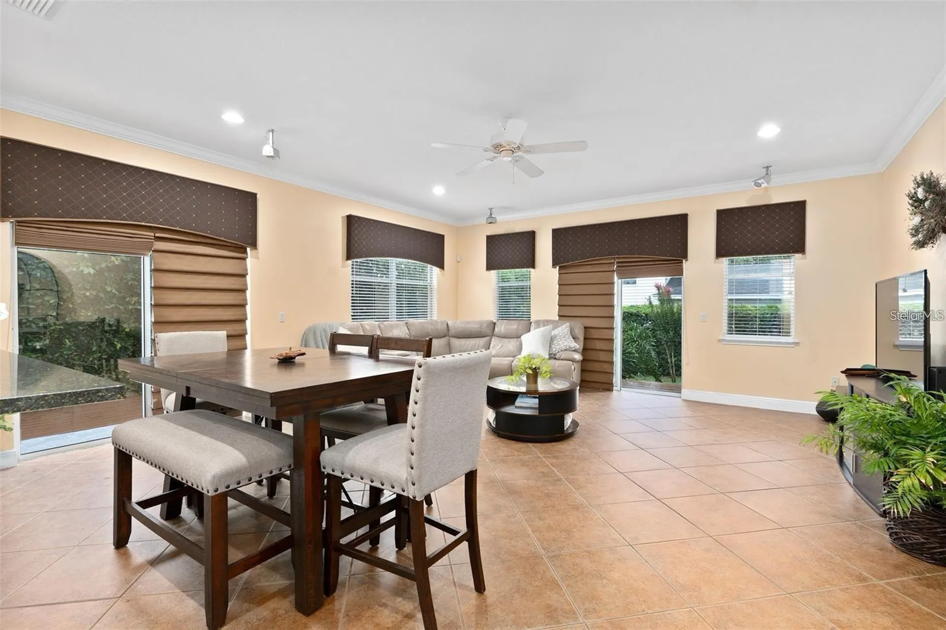 828 Ellwood Avenue Orlando FL 32804