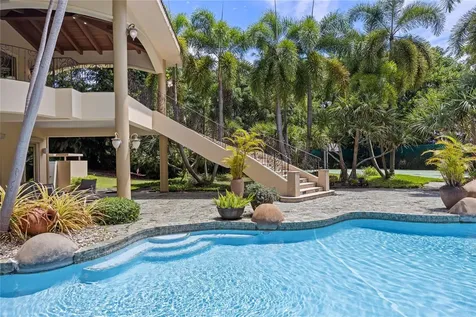 17 Calle Durazno Urbanizacion San Patricio Guaynabo PR 00968