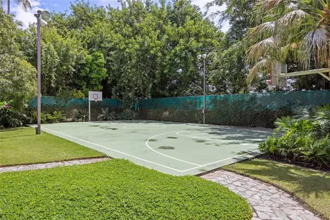 17 Calle Durazno Urbanizacion San Patricio Guaynabo PR 00968