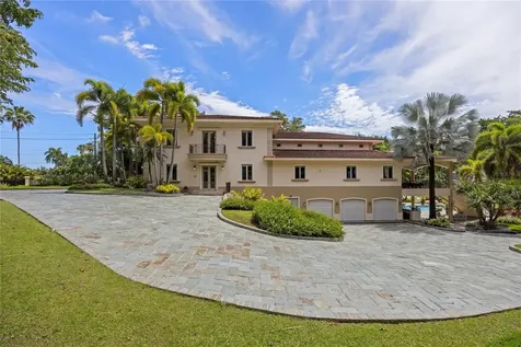 17 Calle Durazno Urbanizacion San Patricio Guaynabo PR 00968