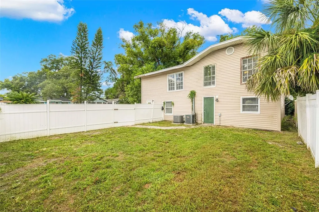 305 E Hanna Avenue Tampa FL 33604