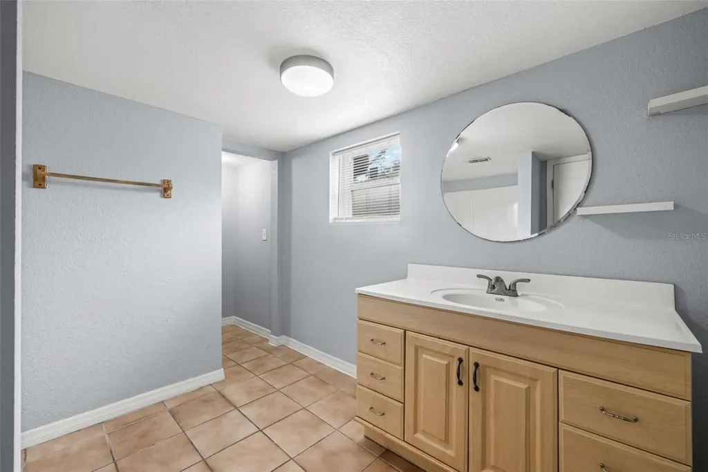 305 E Hanna Avenue Tampa FL 33604