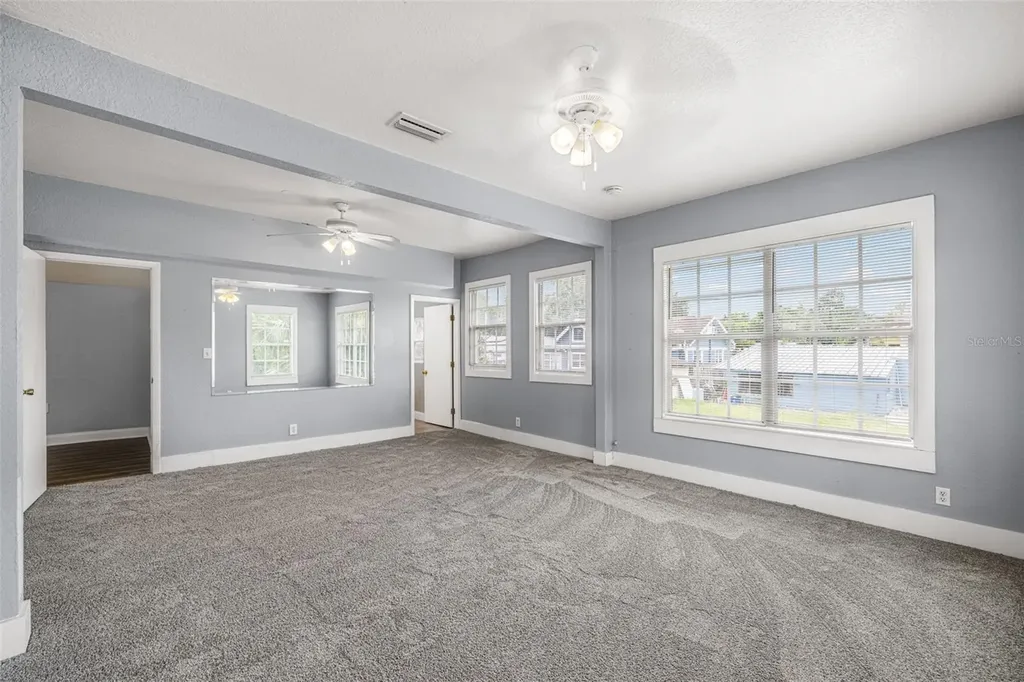 305 E Hanna Avenue Tampa FL 33604