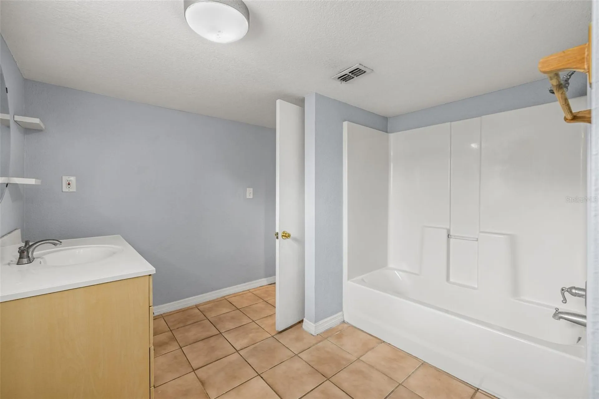305 E Hanna Avenue Tampa FL 33604