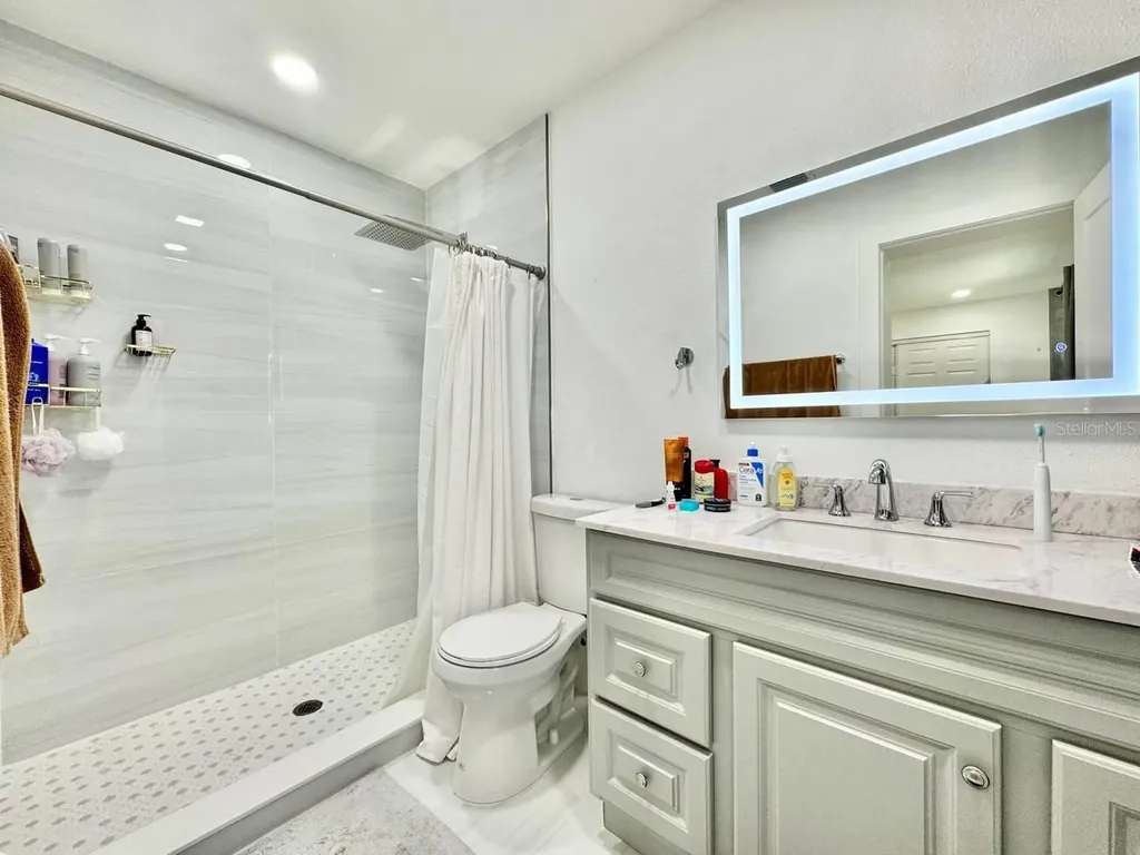3814 W Tyson Avenue Tampa FL 33611