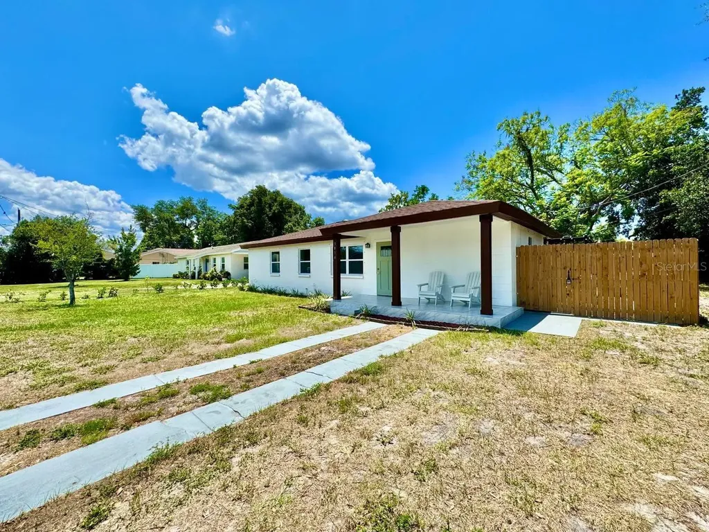 3814 W Tyson Avenue Tampa FL 33611