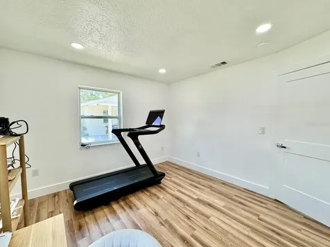 3814 W Tyson Avenue Tampa FL 33611