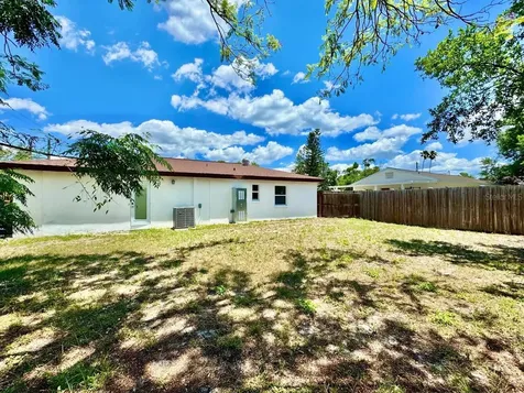 3814 W Tyson Avenue Tampa FL 33611
