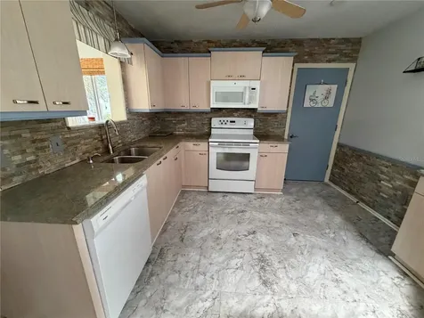 2003 Cordero Court The Villages FL 32159
