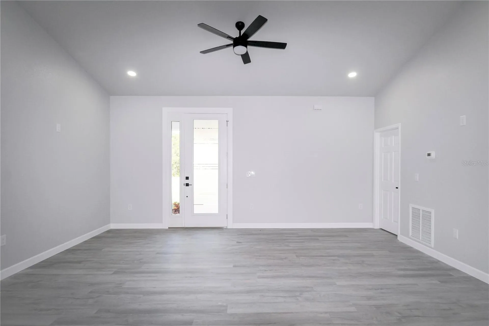 769 Memorial Drive Sebring FL 33870
