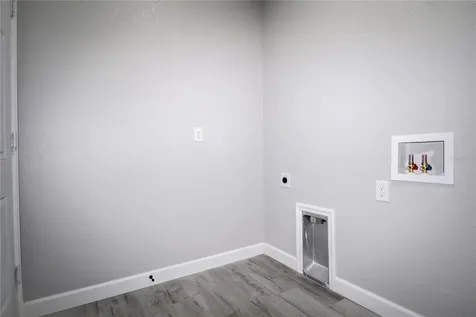769 Memorial Drive Sebring FL 33870