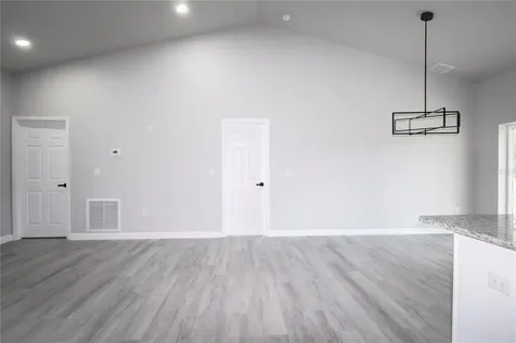 769 Memorial Drive Sebring FL 33870