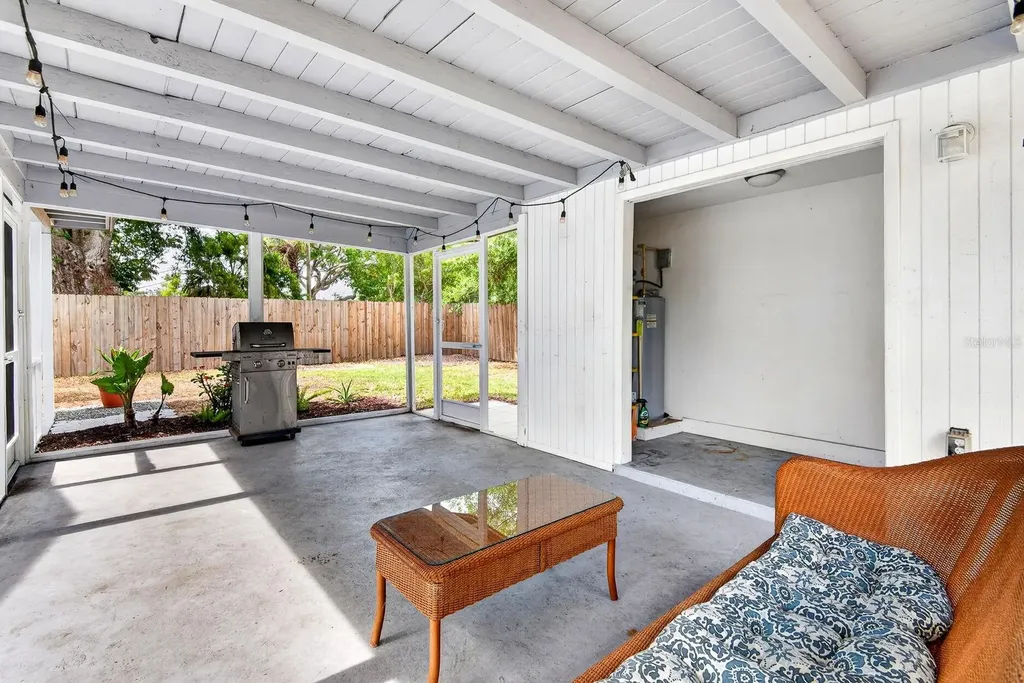 916 Pattison Avenue Sarasota FL 34237