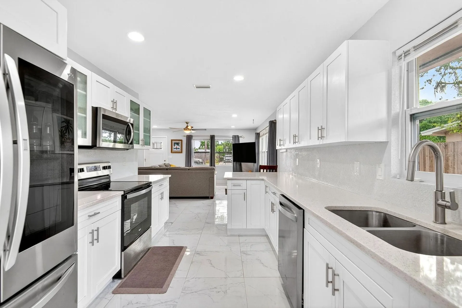 916 Pattison Avenue Sarasota FL 34237