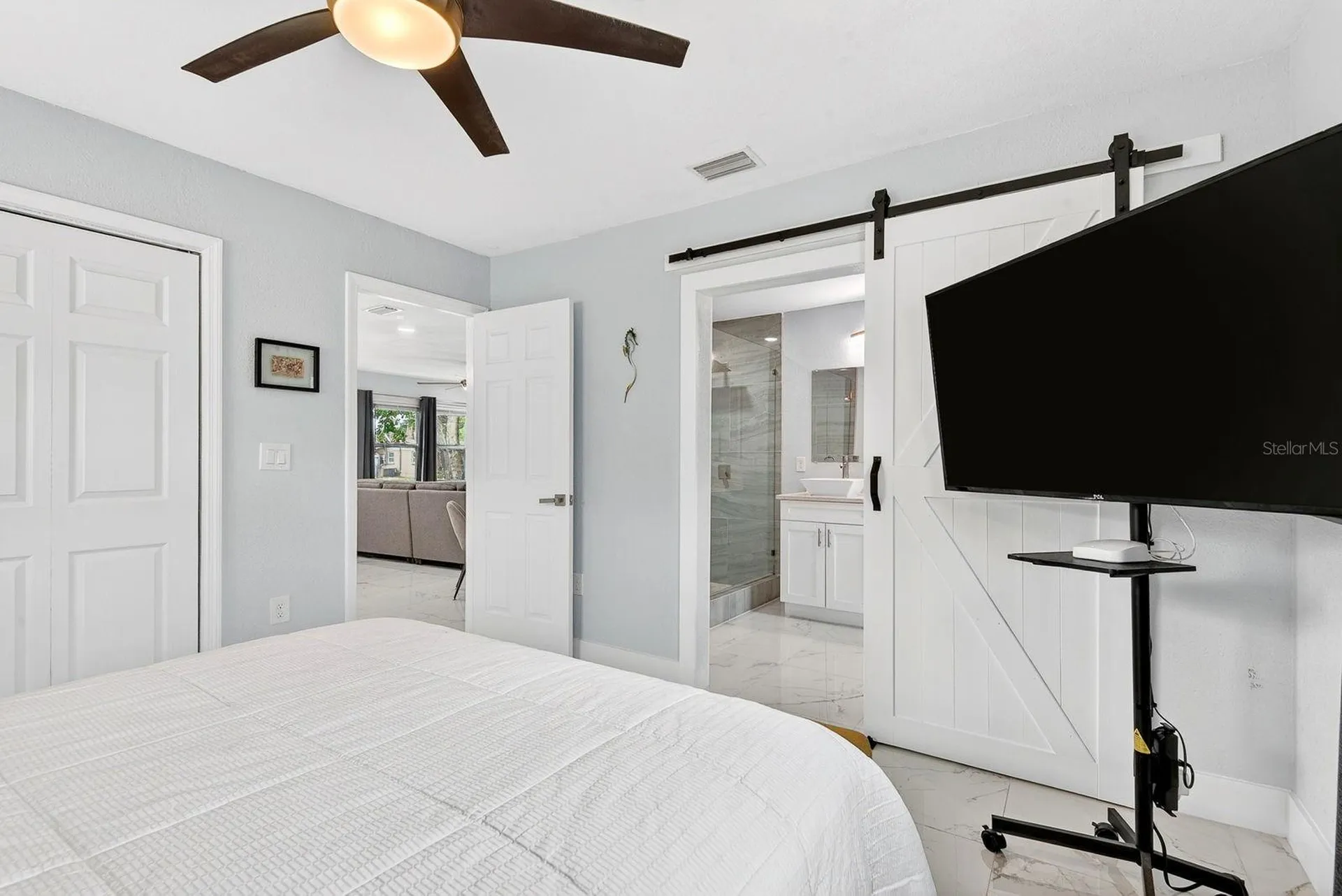 916 Pattison Avenue Sarasota FL 34237