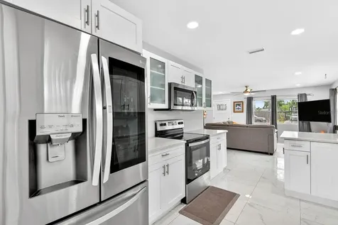 916 Pattison Avenue Sarasota FL 34237