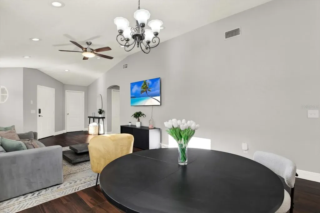 8035 Canterbury Lake Boulevard Tampa FL 33619