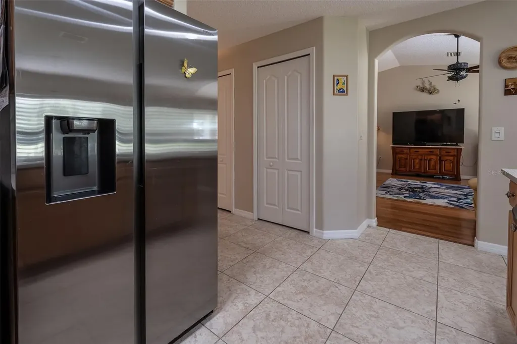 16023 SW 14th Avenue Road Ocala FL 34473