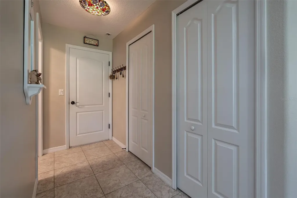 16023 SW 14th Avenue Road Ocala FL 34473