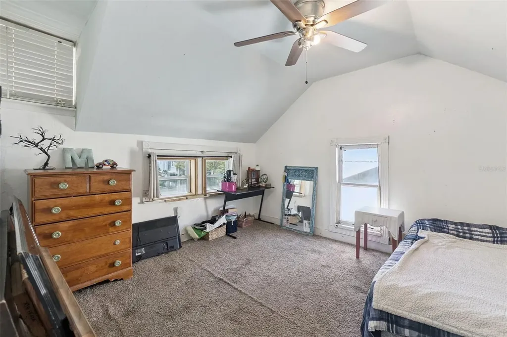 207 Mary Avenue New Smyrna Beach FL 32168