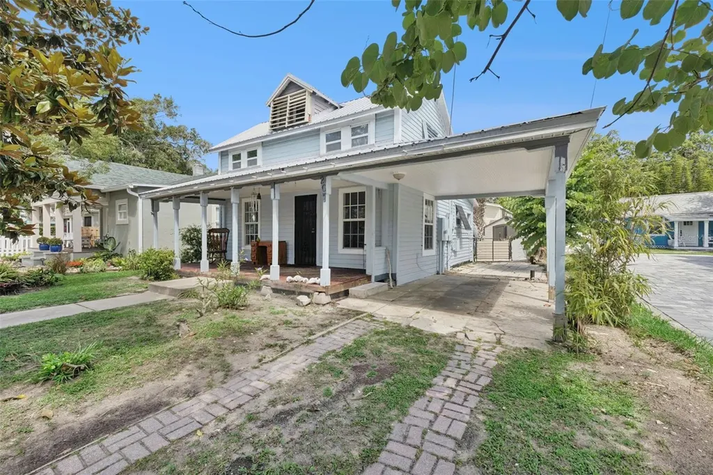 207 Mary Avenue New Smyrna Beach FL 32168