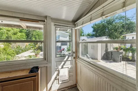 207 Mary Avenue New Smyrna Beach FL 32168