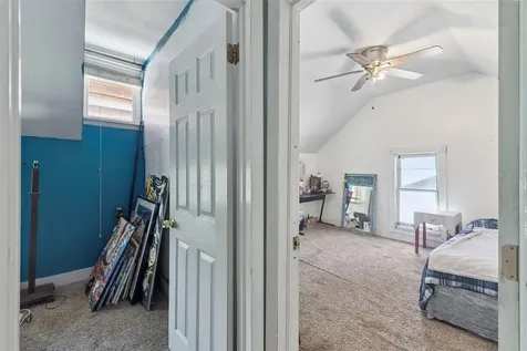207 Mary Avenue New Smyrna Beach FL 32168