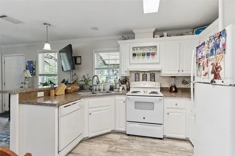 207 Mary Avenue New Smyrna Beach FL 32168