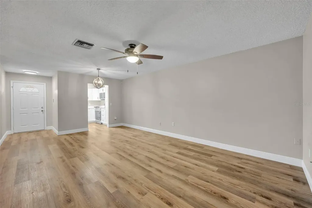 2 Villa Villar Court Deland FL 32724