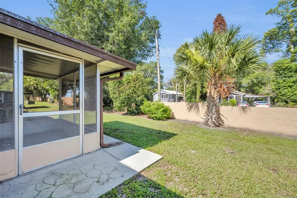 2 Villa Villar Court Deland FL 32724