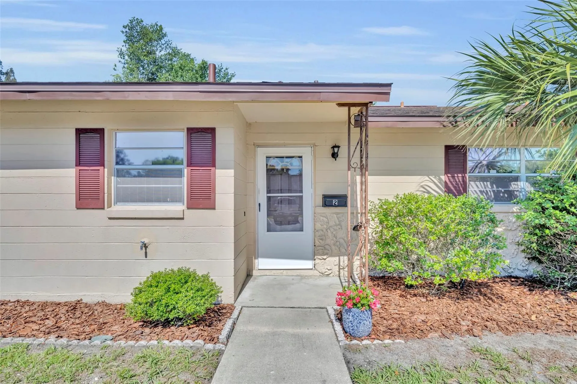 2 Villa Villar Court Deland FL 32724