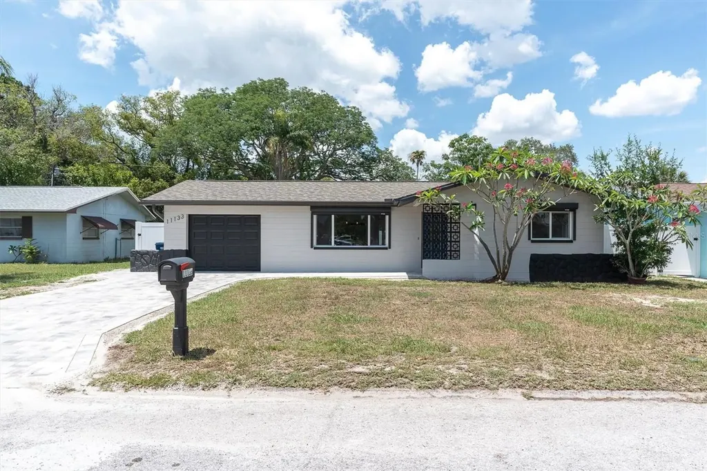 11133 100th Avenue Seminole FL 33772