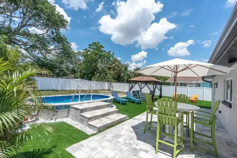 11133 100th Avenue Seminole FL 33772