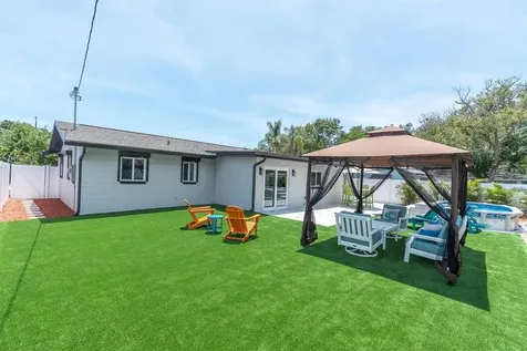 11133 100th Avenue Seminole FL 33772