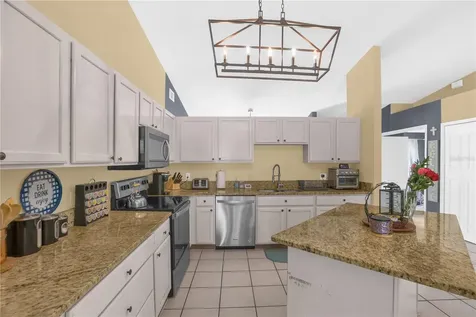 2940 Evans Drive Kissimmee FL 34758