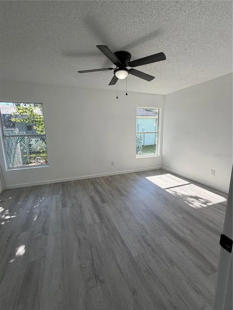 303 Silk Oak Drive Kissimmee FL 34743