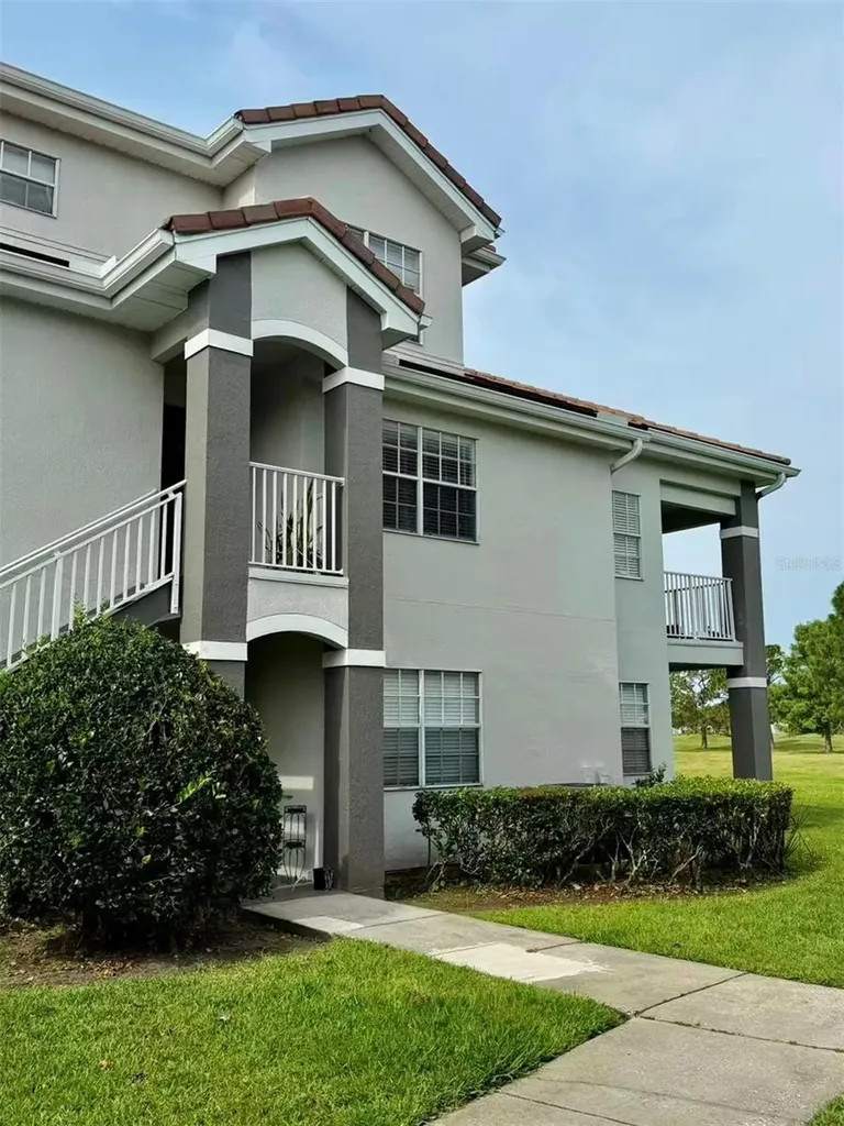 13827 Fairway Island Drive Orlando FL 32837