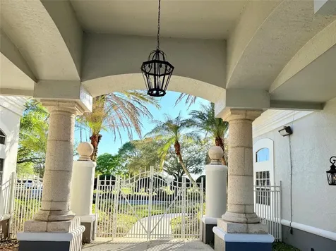 13827 Fairway Island Drive Orlando FL 32837