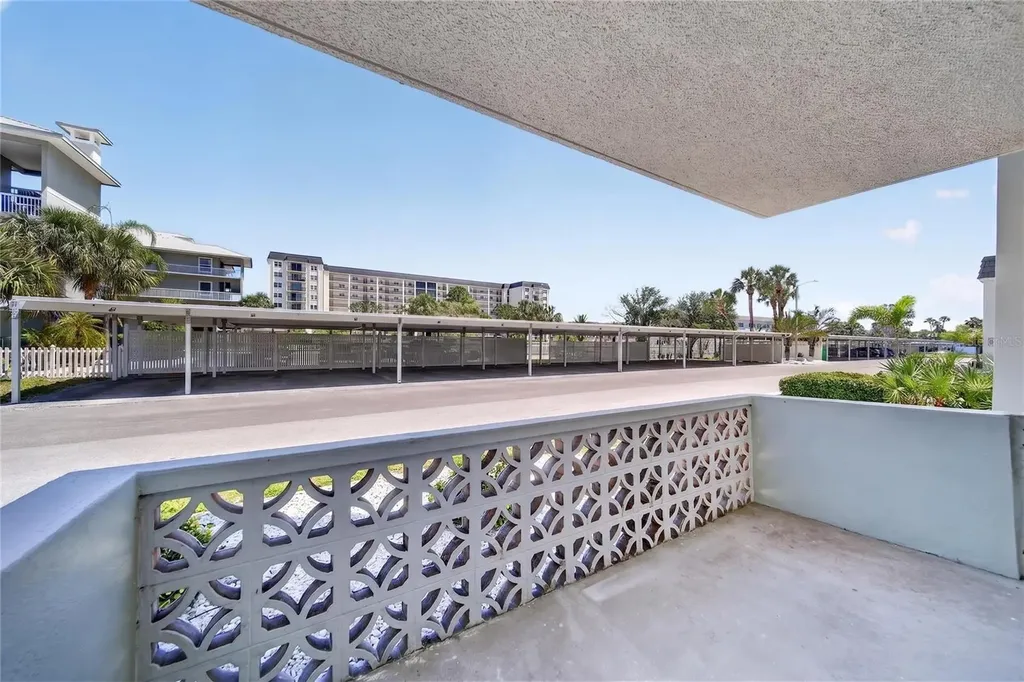 9 Forbes Place Dunedin FL 34698
